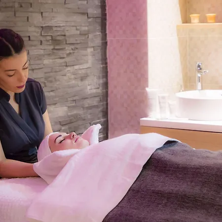 Club Mmv Les Clarines מלון דירות 4*